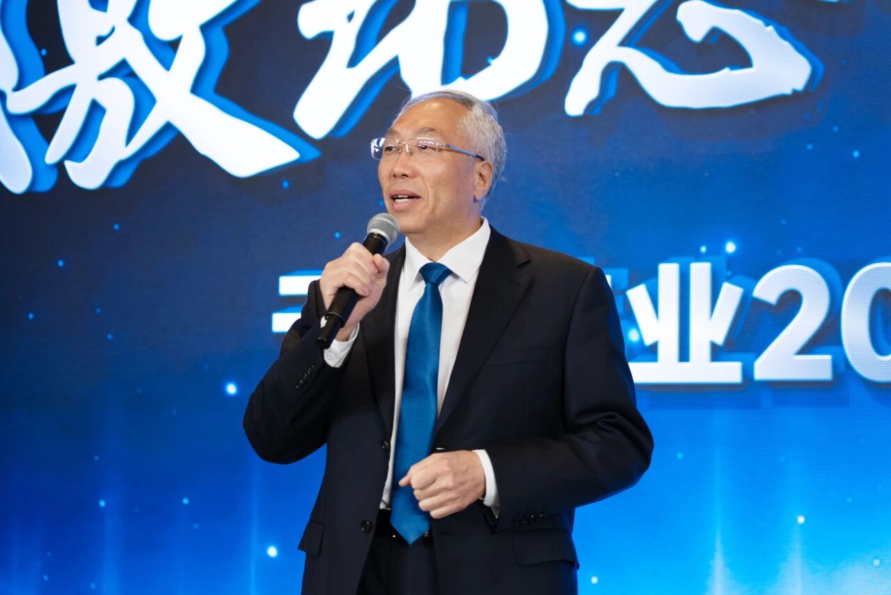 尊龙凯时·(中国集团)人生就是搏!